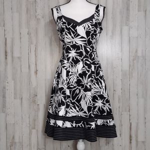Nine West Black and White Sleeveless Floral Dress
